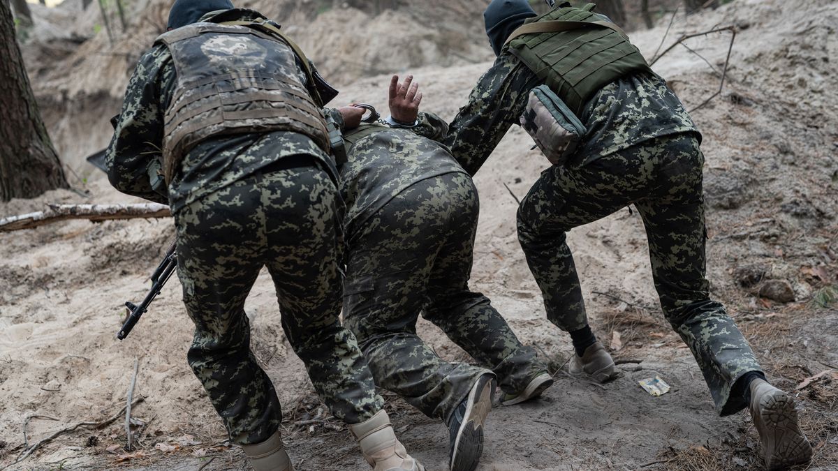 Fotky: Tak připravují další Ukrajince, jak čelit profesionální ruské armádě